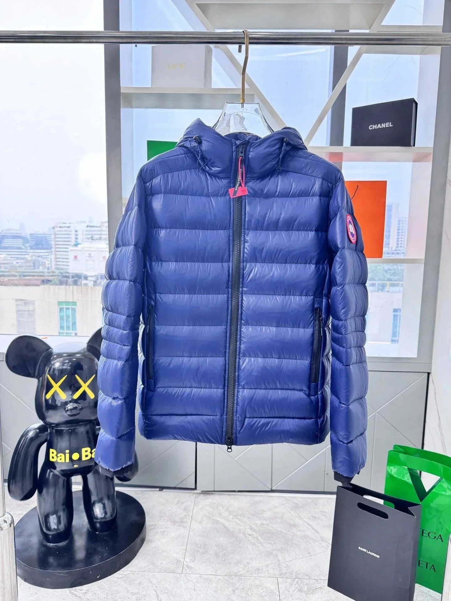 Canada Goose Lodge Down Jacket Navy Blue - 32
