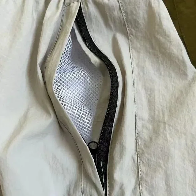 Stone Island Shorts Cargo with compass badge product detail image 18