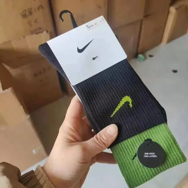 Nike Swoosh Crew Socks Black - 23