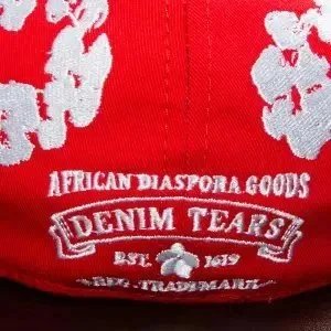Design Trucker Cap with Star and Abstract Tree Print Black Hats - 12