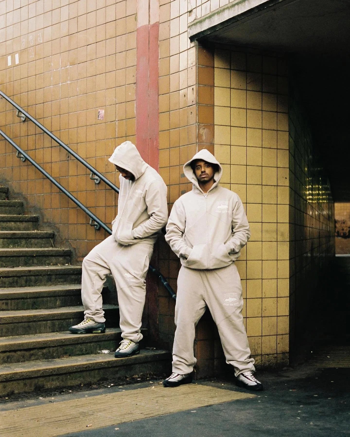 Corteiz Hoodies & Sweatshirts Rules the World graphic zip-up hoodie image 6