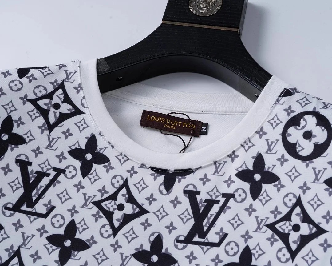 Louis Vuitton Monogram Short Set - 21/74