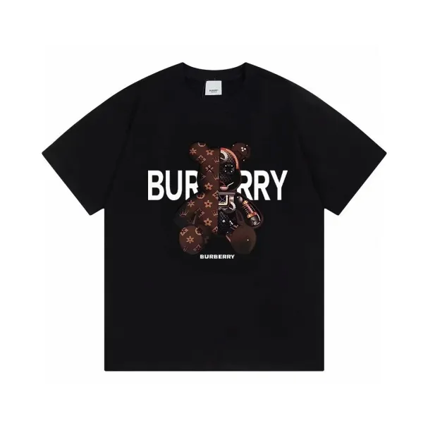 Burberry Knight Print Black T-Shirt - 14