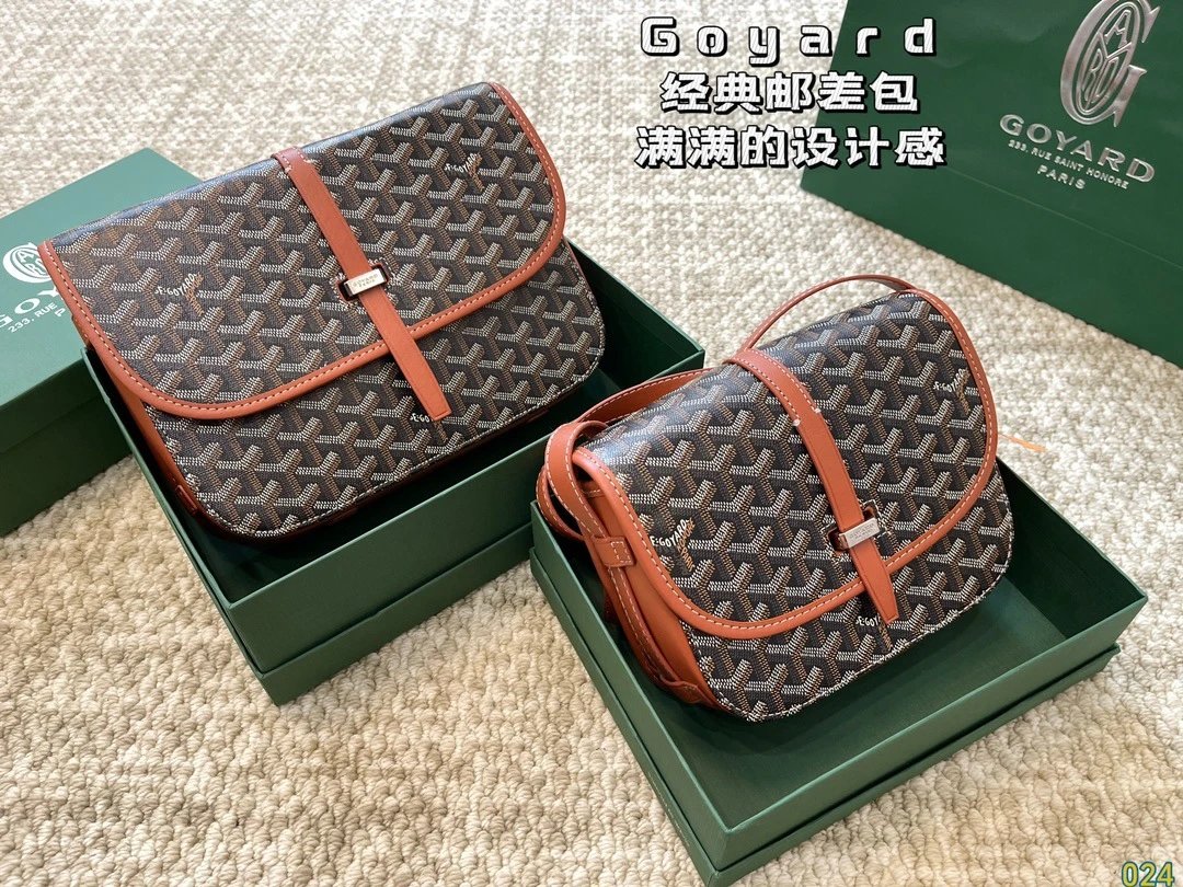Lychee Grain Leather Saddle Bag photo 4