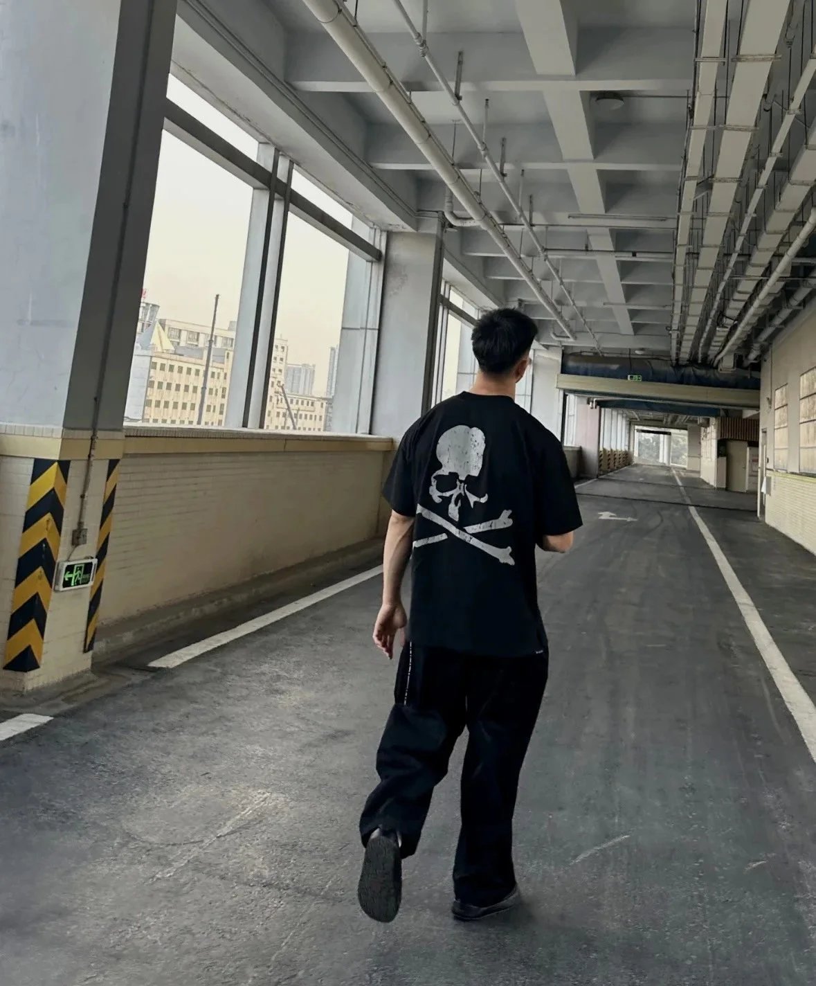 Skull Print T-Shirt photo 3