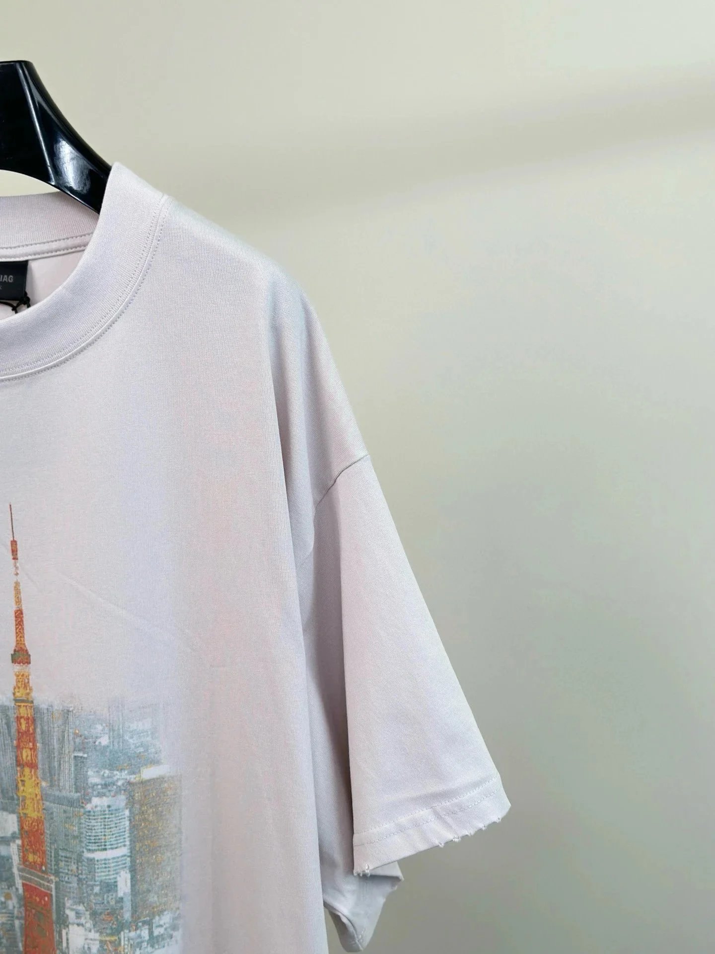 Tokyo Tower Graphic T-Shirt photo 7