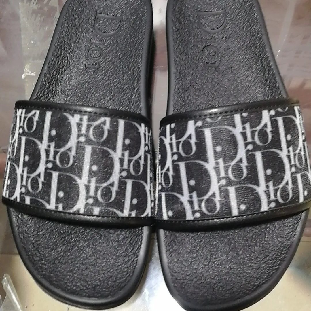 One-Strap Slide Sandal photo 4