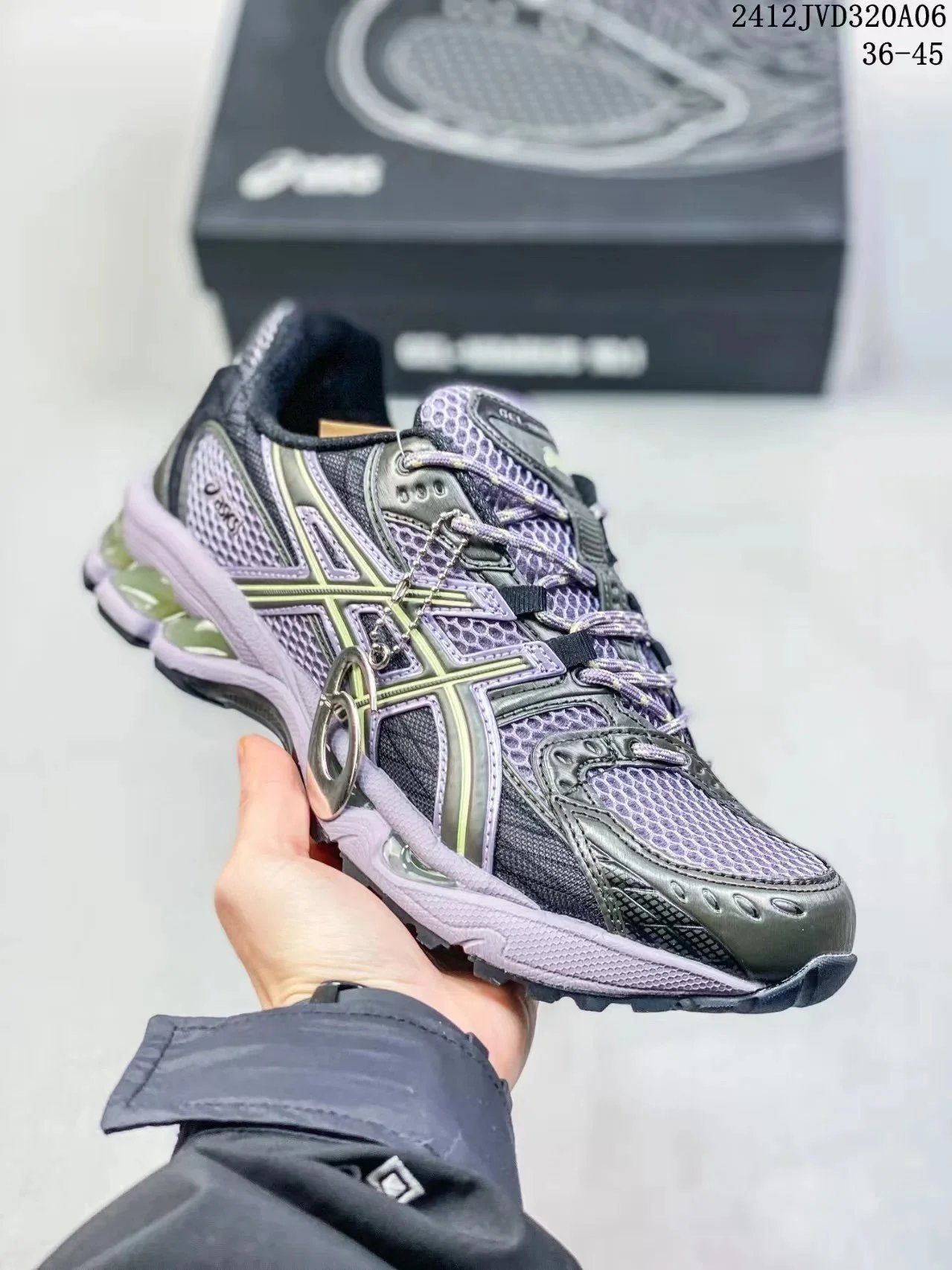 ASICS Gel-Nimbus 10.1 and 12.1 photo 5