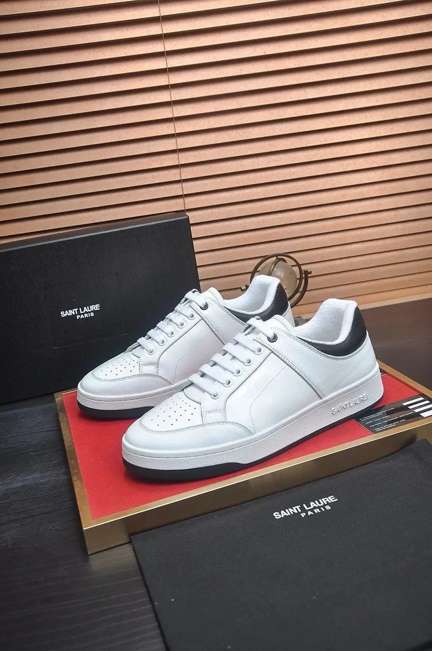 Flat Sports Canvas Shoes photo 7