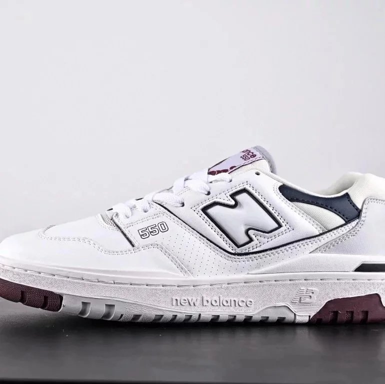 New Balance 550 Sneaker photo 8