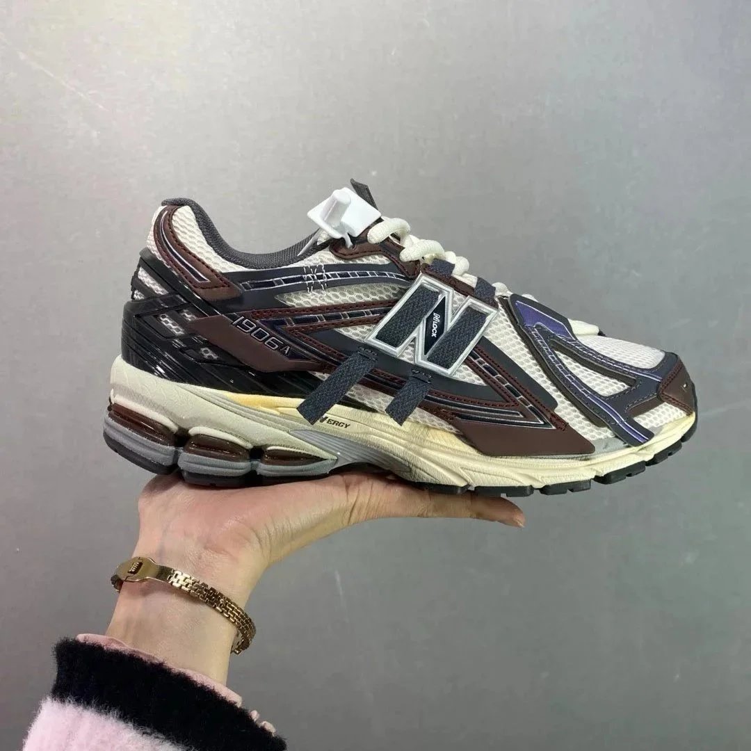 New Balance 1906R Running Shoes photo 7