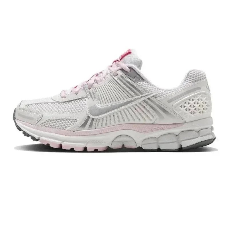V5 Running Shoe photo 5