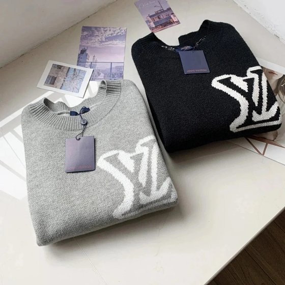 L=Sweater (High Quality)
