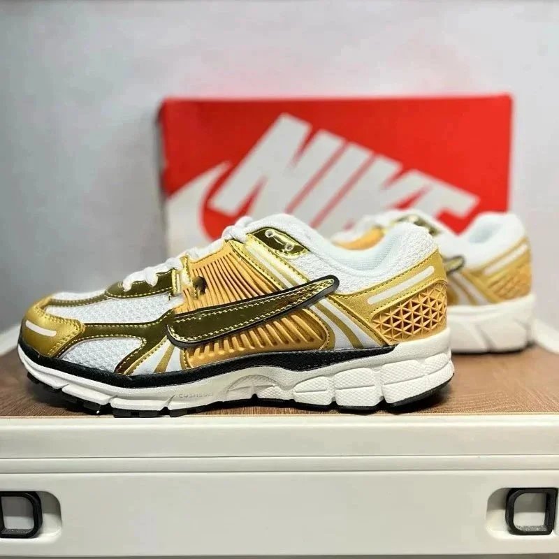 V5 Running Shoe photo 2