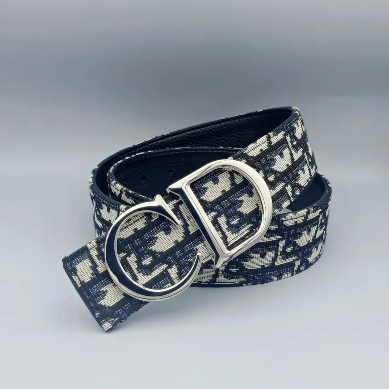 C家扣银扣刺绣黑色款