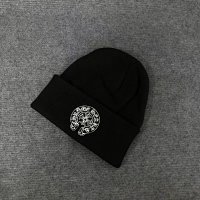 black round flower
