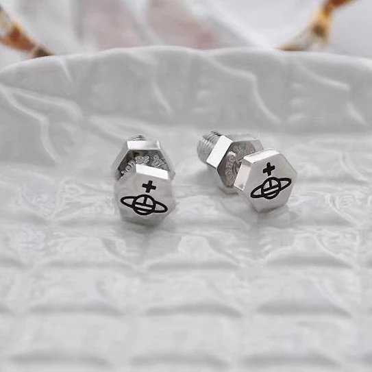 Vivienne Westwood Screw Earring: seller detail photo 2