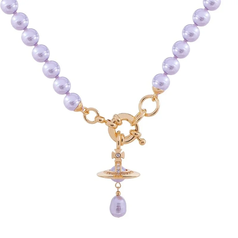 Collar Orb de Vivienne Westwood