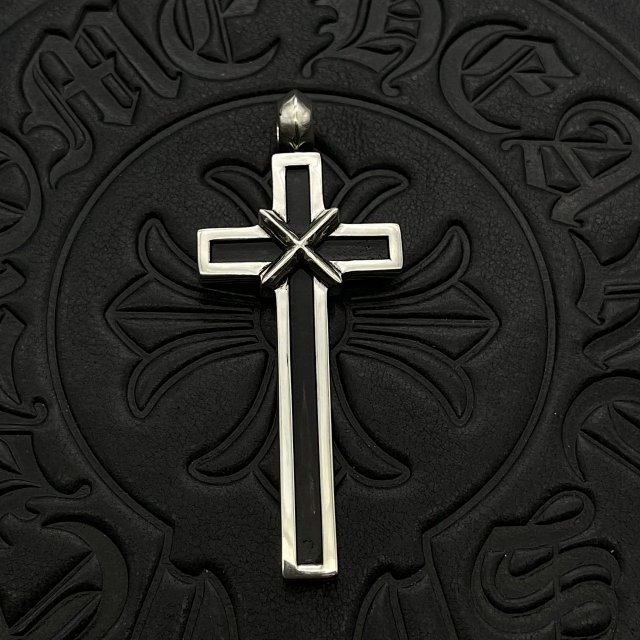 Chrome Hearts Cross Pendant: seller detail photo 14