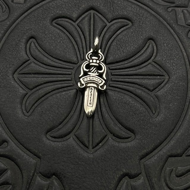 Chrome Hearts Cross Pendant: seller detail photo 10