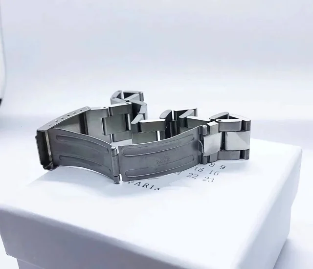 Unbranded Jewelry Number-Engraved Link Bracelet product detail image 2