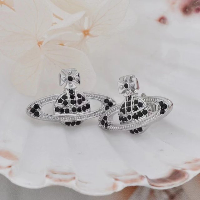 Vivienne Westwood Earrings: seller detail photo 9