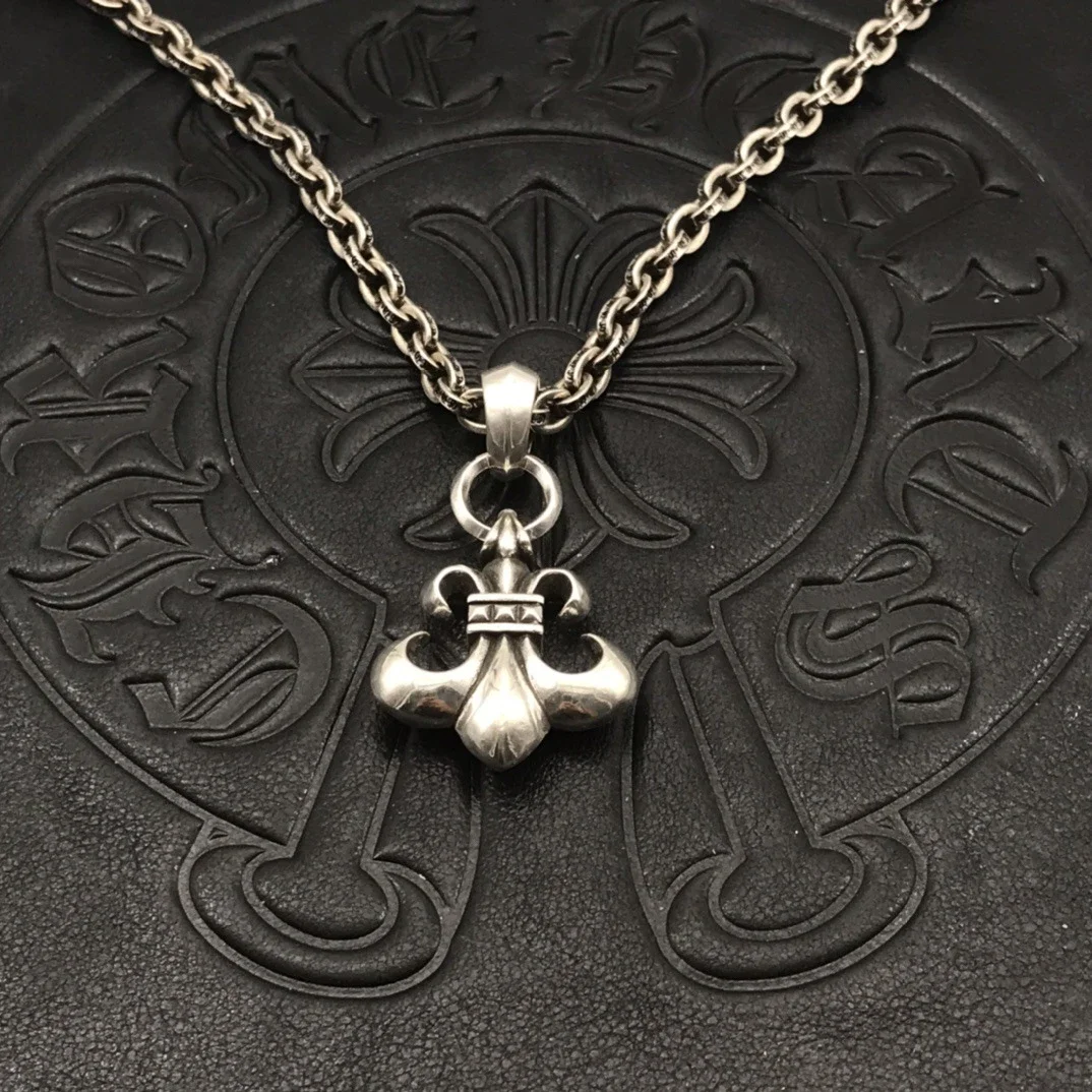 Colgante Chrome Hearts con Cadena