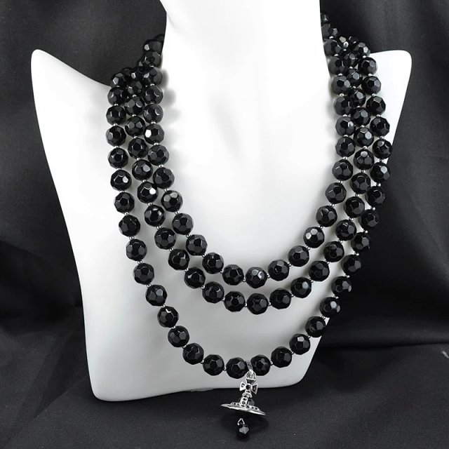 Vivienne Westwood 3-Layer Pearl Necklace: seller detail photo 1