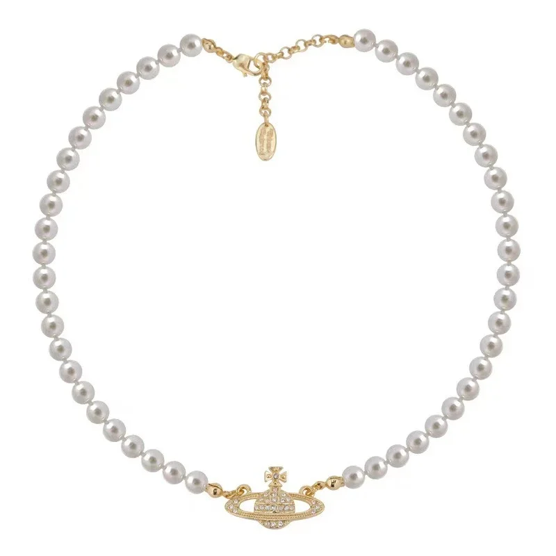 Collar de Perlas Vivienne Westwood