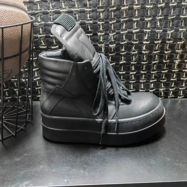 Design Black Chunky Platform Lace-Up Boots - 16