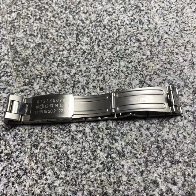Unbranded Jewelry Number-Engraved Link Bracelet product detail image 7