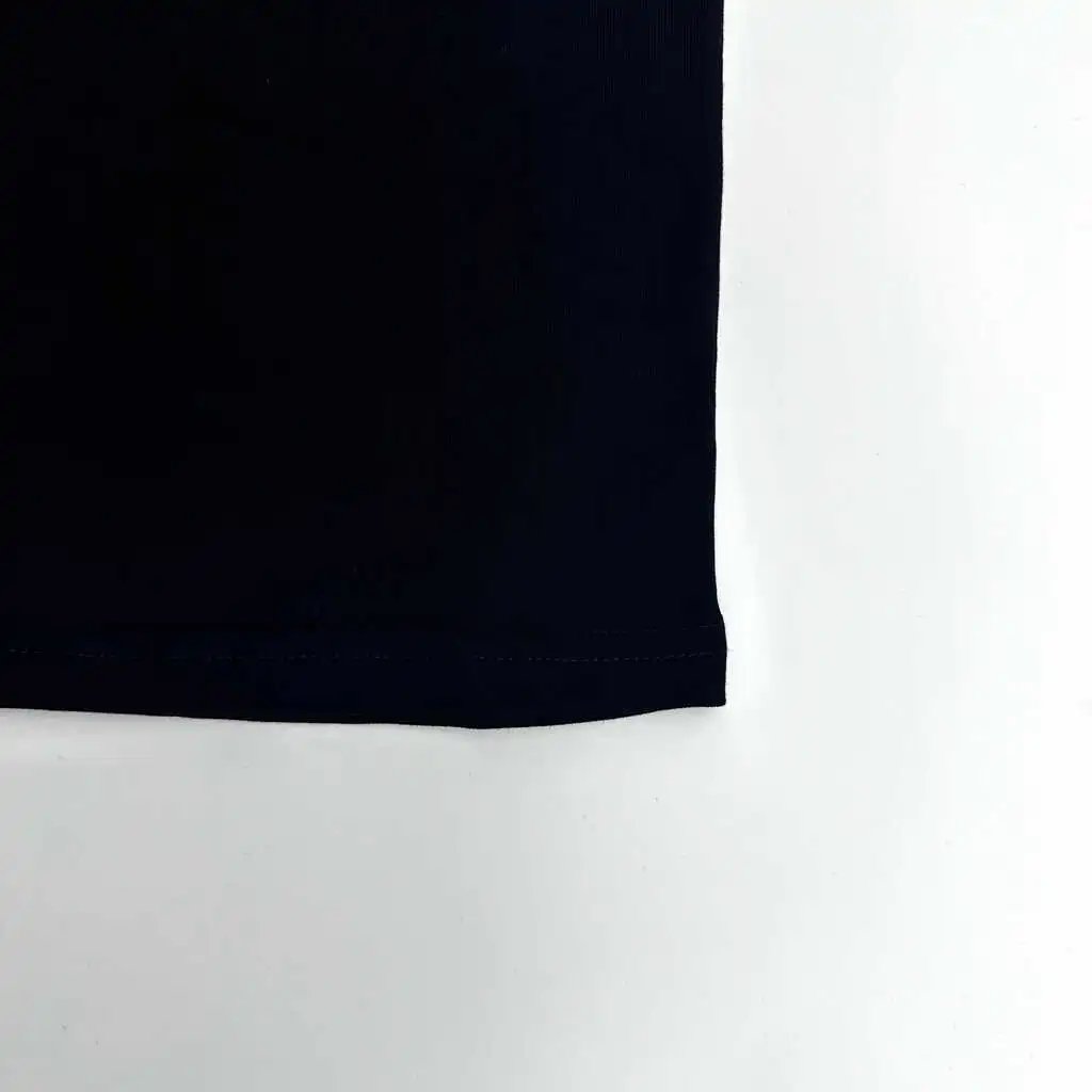 T-Shirt photo 7
