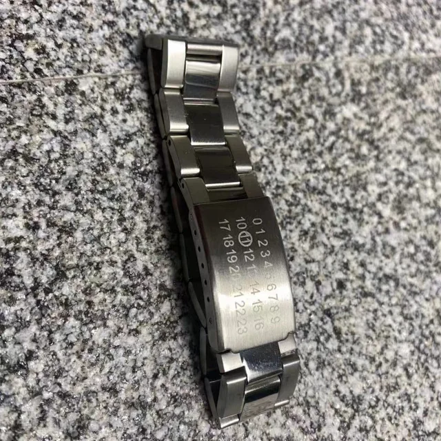 Unbranded Jewelry Number-Engraved Link Bracelet product detail image 6