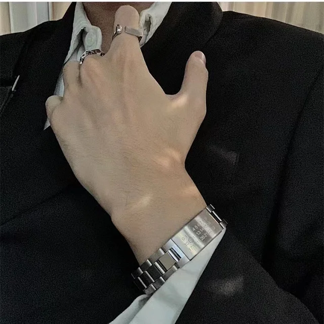 Unbranded Jewelry Number-Engraved Link Bracelet product detail image 8