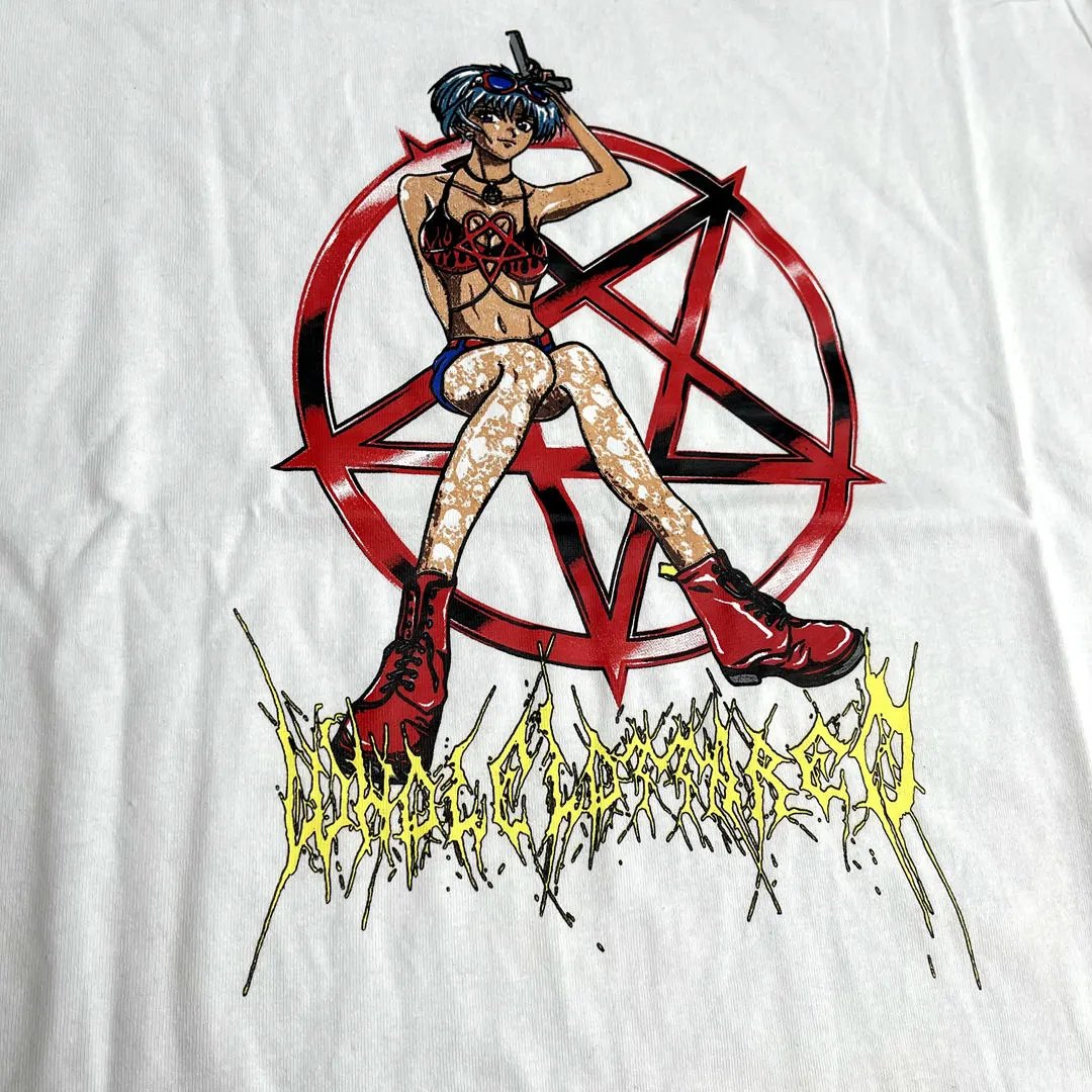 T-Shirt photo 5