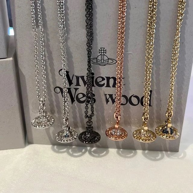 Vivienne Westwood Saturn Necklace: seller detail photo 1
