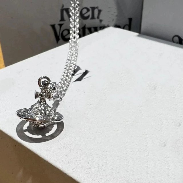 Vivienne Westwood Saturn Necklace: seller detail photo 5