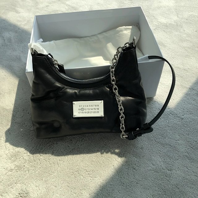 Bag: seller detail photo 1