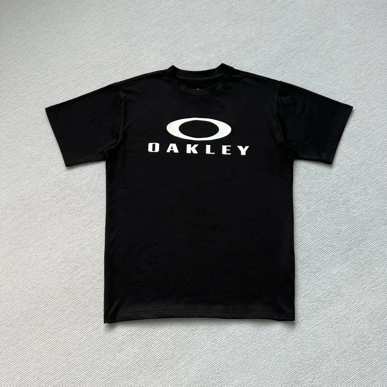 Camiseta Oakley Vintage Logo