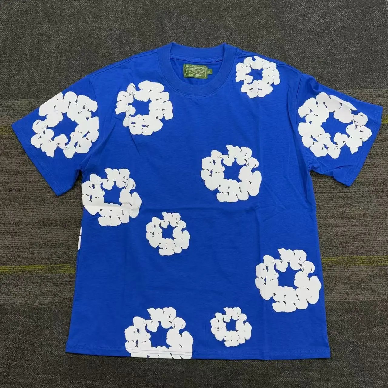 Limited time special color blue short sleeved shirt