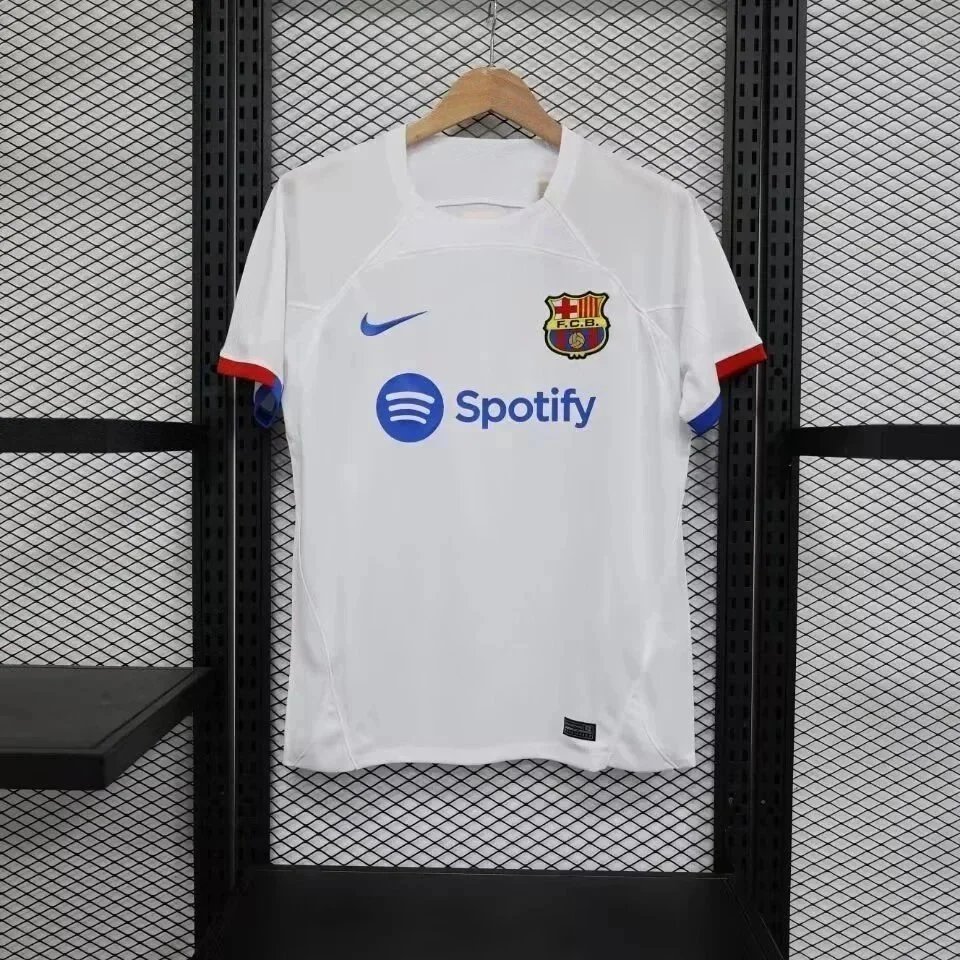 Real Madrid 10 Football Jersey photo 8