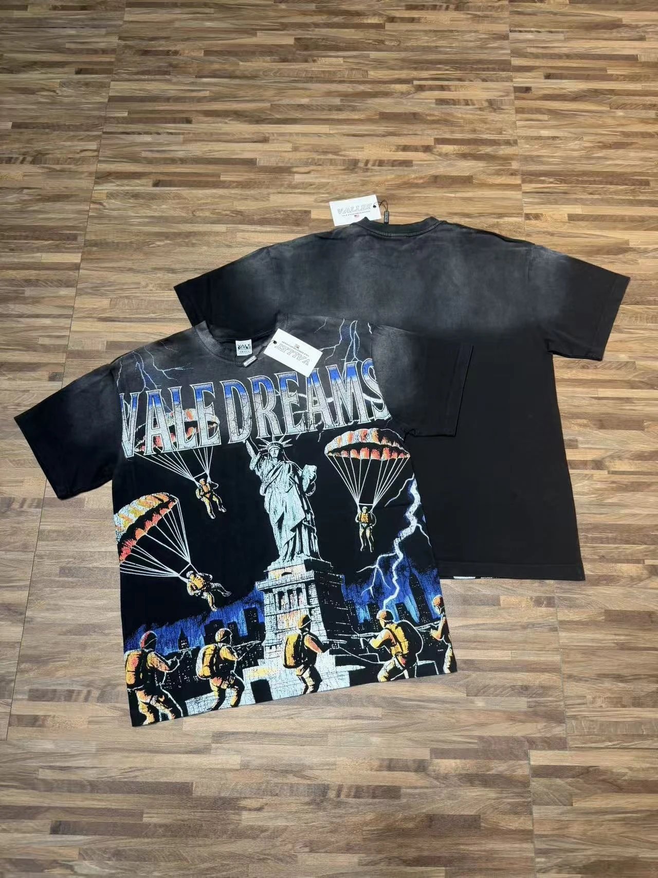 Hip Hop Print Washed Cotton T-Shirt photo 3