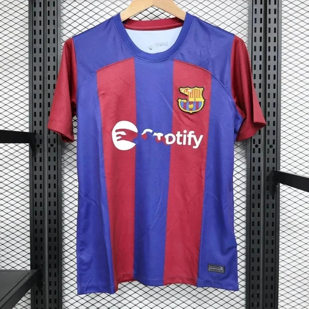 Real Madrid 10 Football Jersey photo 5