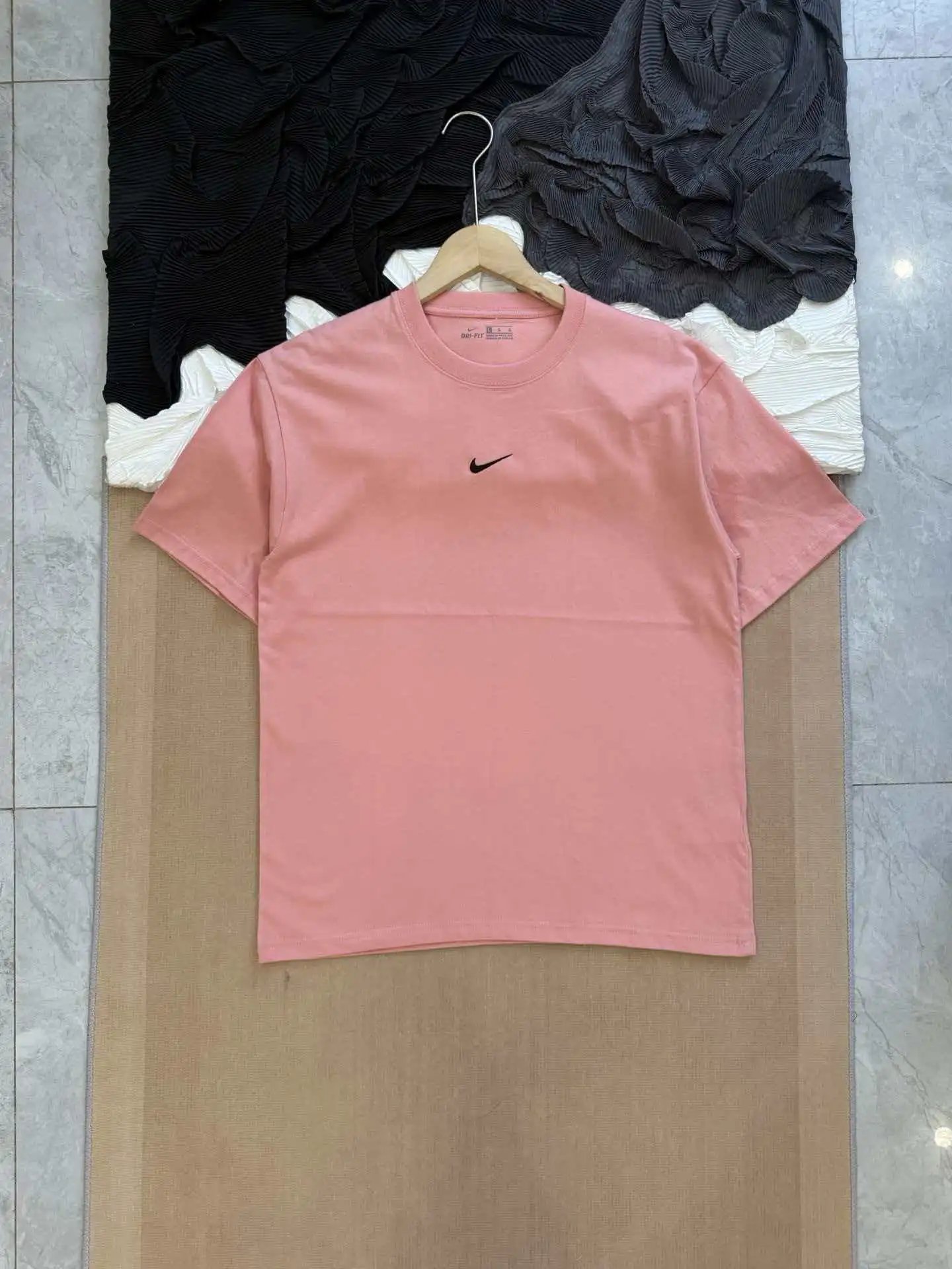 Logo Short Sleeve T-Shirt photo 5