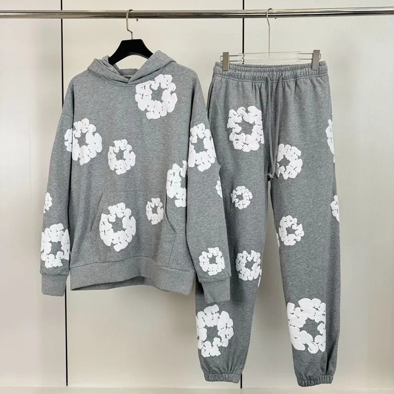 Embossed Cotton Hooded Hoodie and Sweatpants Set photo 3