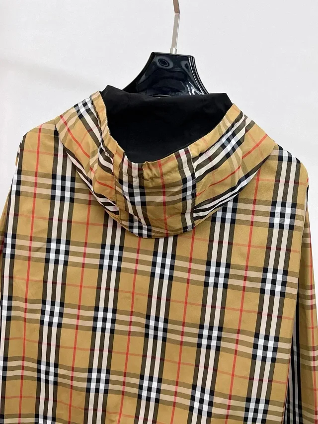 Burberry Jackets Reversible Hooded Zip Jacket with Check Side product detail image 4