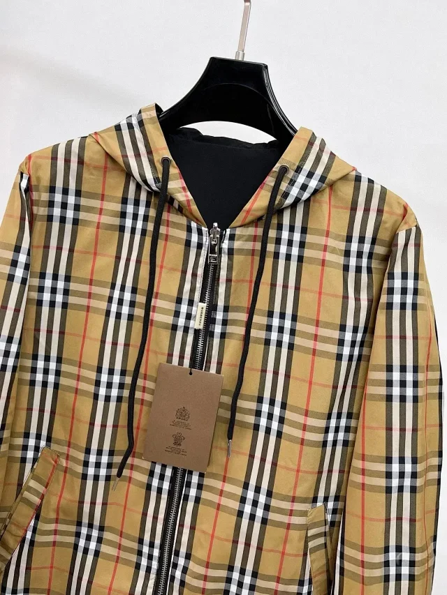 Burberry Jackets Reversible Hooded Zip Jacket with Check Side product detail image 5