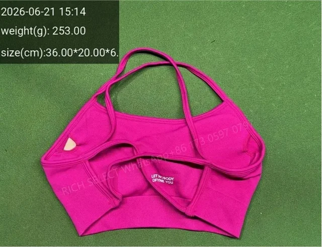 DFYNE Underwear Cross-Back Sports Bra with Ribbed Underband product detail image 30