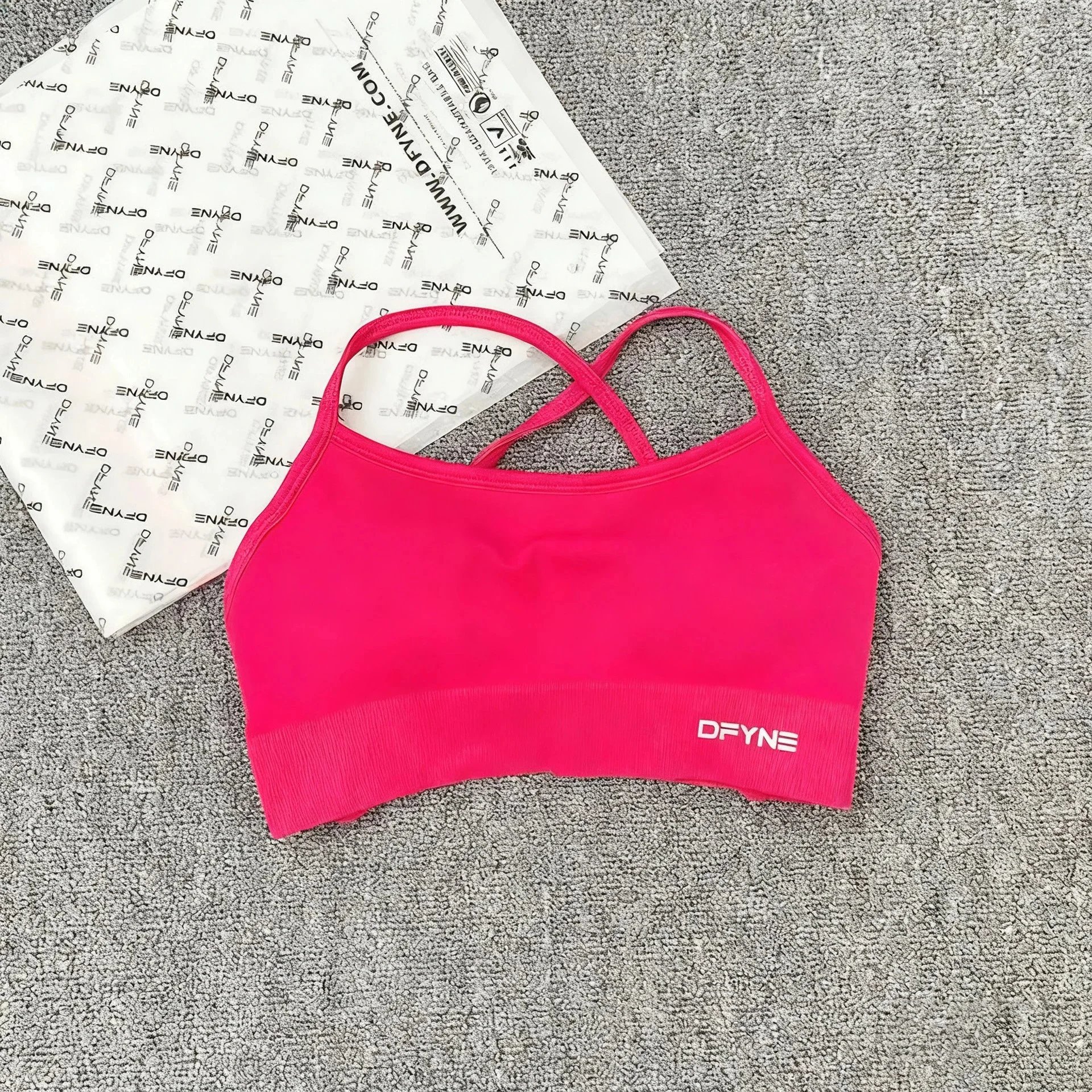 DFYNE Underwear Cross-Back Sports Bra with Ribbed Underband — Rosa powder cross bra