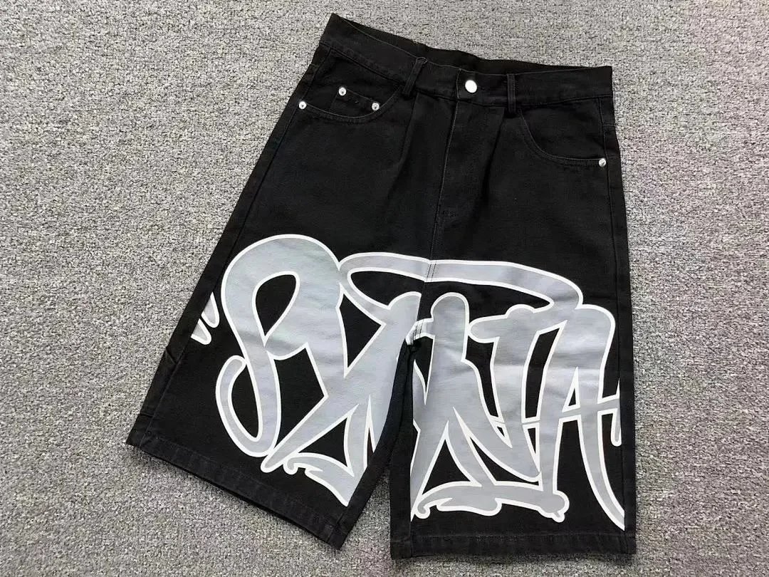 Unbranded Shorts Denim with graffiti-style front print — 01